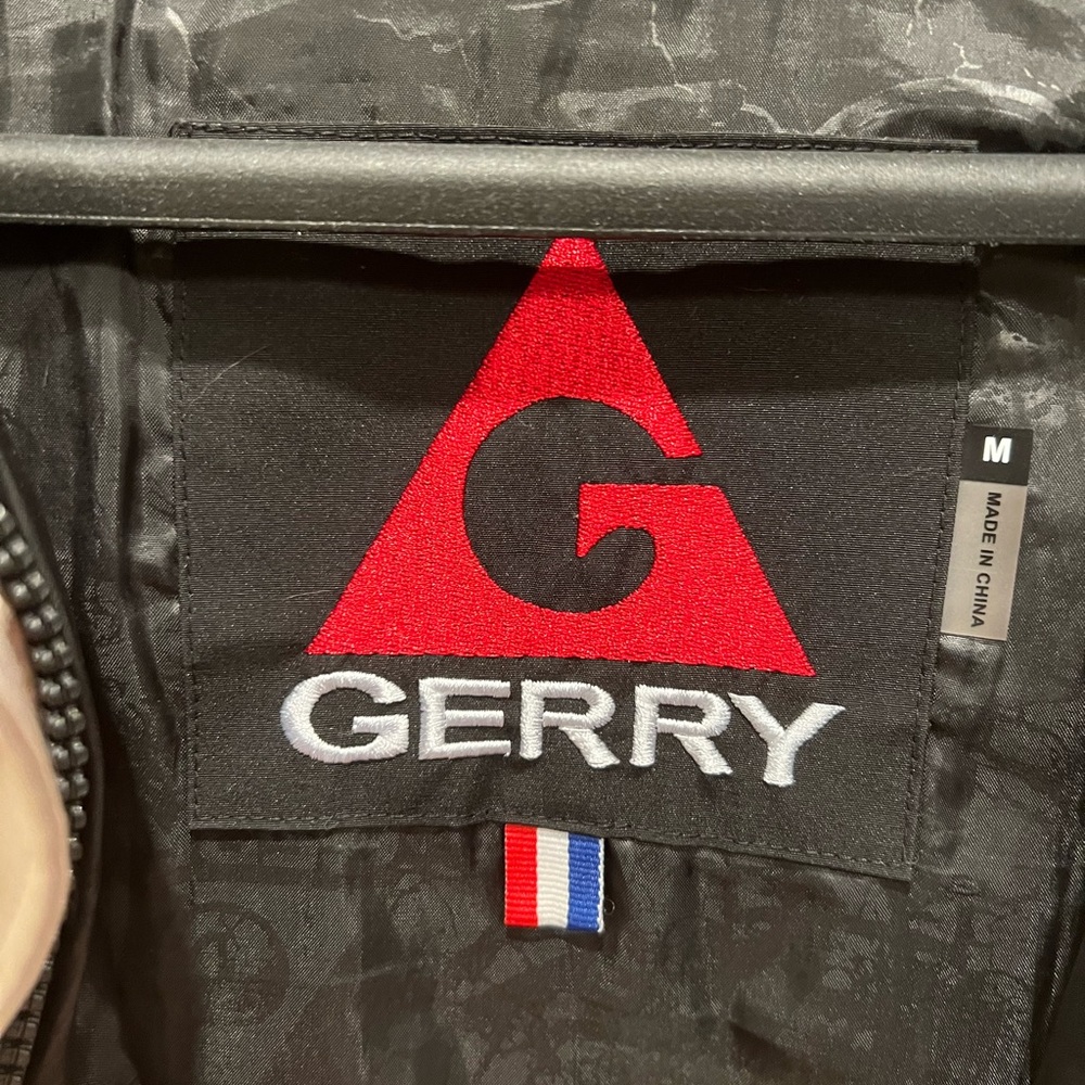 Gerry Size Medium Winter Jacket - image 2